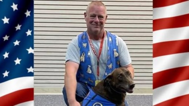 Photo of Devoted Veteran & Therapy Dog Pair Honored For National Service Dog Month